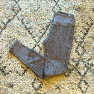 ALO leggings. Great used condition